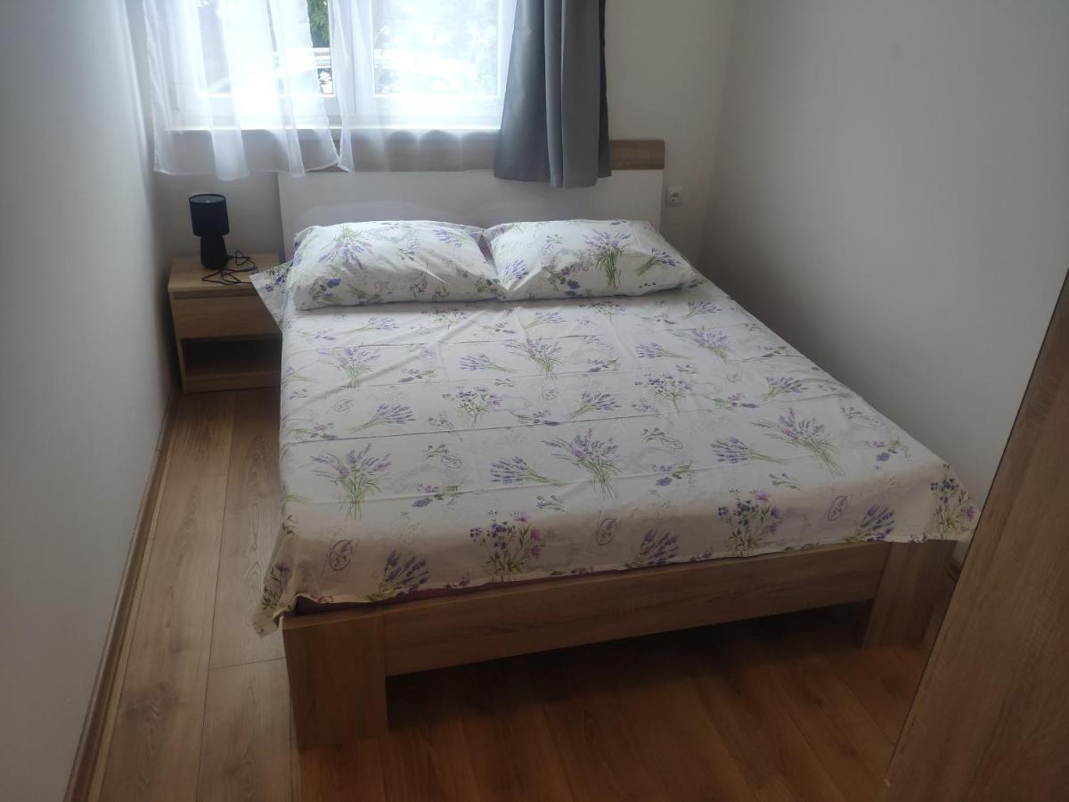 Apartment Tome Biograd Na Moru Ngoại thất bức ảnh