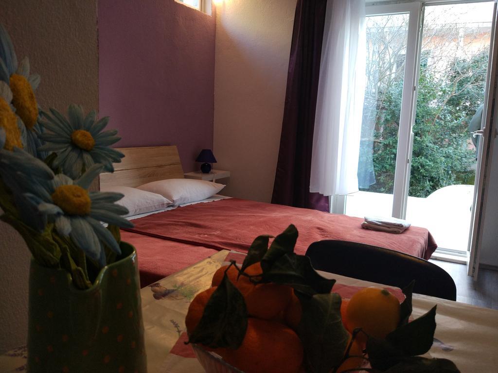 Apartment Tome Biograd Na Moru Ngoại thất bức ảnh